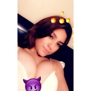 Meet your Posher, Estefanía